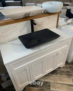 DUCHY Traditional Single Vanity Unit in Chalk White with White Marble Top New