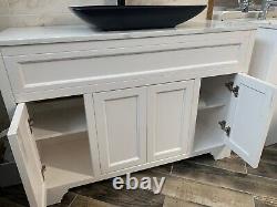 DUCHY Traditional Single Vanity Unit in Chalk White with White Marble Top New