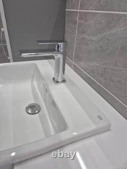 Ex Display 1500 run fitted bathroom furniture