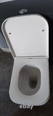 Mode Toilet suite back to wall WC, vanity unit, mirror cabinet hardly used