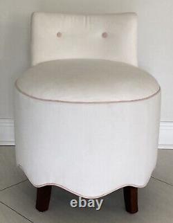 Upholstered Vanity Chair Wooden Legs Scalloped Seat Tufted Back Pink/White