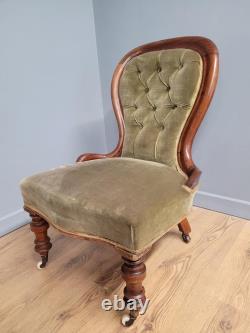 Victorian Regency Style Button Backed Spoon Bedroom Vanity Chair