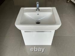 Villeroy Boch Wall Hung Vanity Unit & Matching Close Coupled Back to Wall Toilet