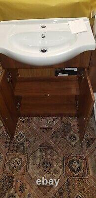 Walnut Vanity Unit, Sink, WC Unit, Pan and cistern Unused (RRP of £620 +VAT!)