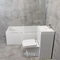 Ensemble de baignoire-douche en forme de L de 1700, comprenant robinets, toilettes compactes et meuble-lavabo à main droite.