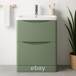 Ensemble de salle de bain avec meuble sous lavabo satin vert de 600 mm et toilettes entièrement sans bride mural.