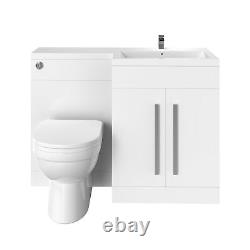 Meuble de salle de bains en forme de L, blanc brillant, avec vasque et toilettes BTW, main droite.