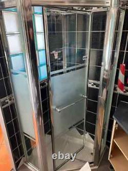 Suite de salle de bain prix de détail 11000 £ ensemble complet Jacuzzi (cuvette dos au mur incluse)