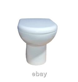 Toilette ovale blanche moderne dos au mur et unité de WC avec siège à fermeture douce blanc cassé
